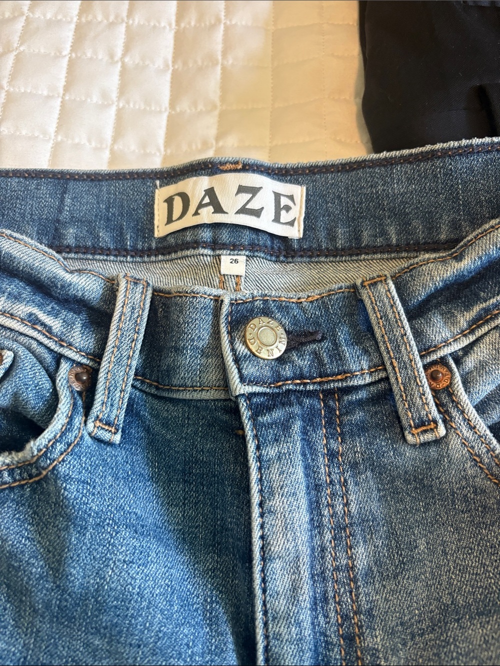 Women's Daze Just Right Jeans, worn 2 times